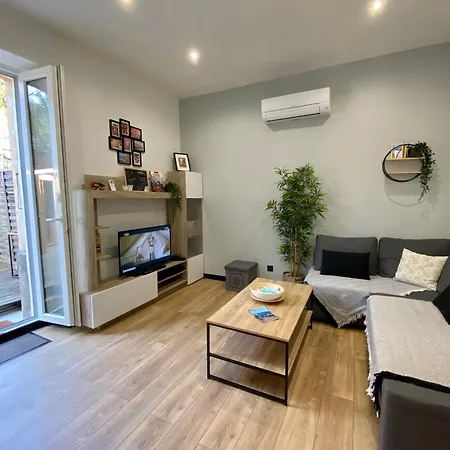 Apartment Petit Proche Centre Et *