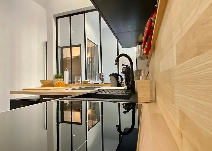 Petit Proche Centre Et